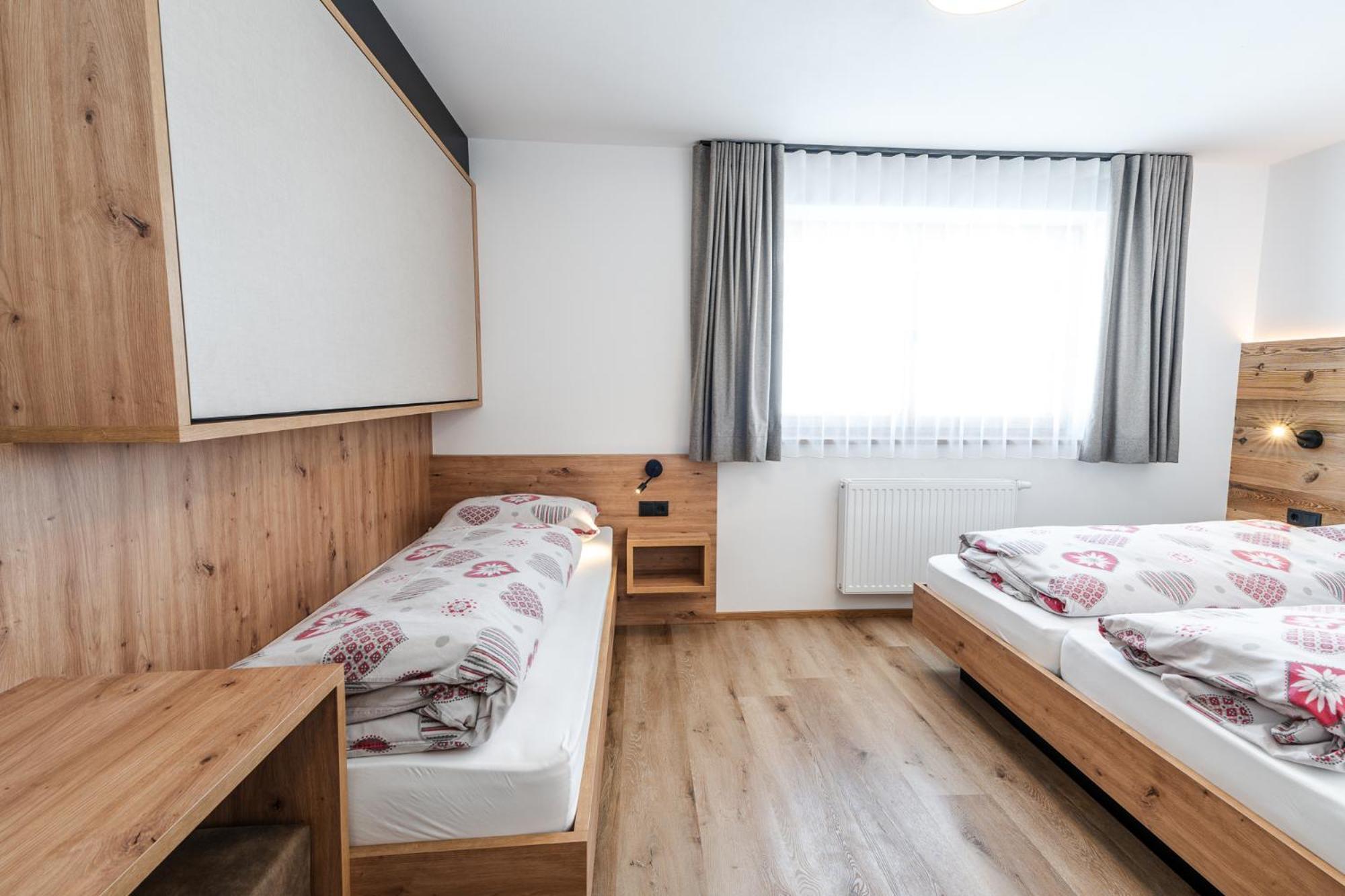 Edelweisshuette Ladurns Hotel Fleres Екстериор снимка